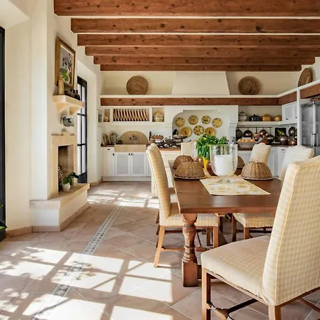 Stunning Hilltop Villa With Infinity Pool And Perfect Views * San Sebastian