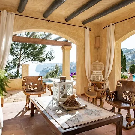 Stunning Hilltop Villa With Infinity Pool And Perfect Views Apartment *
