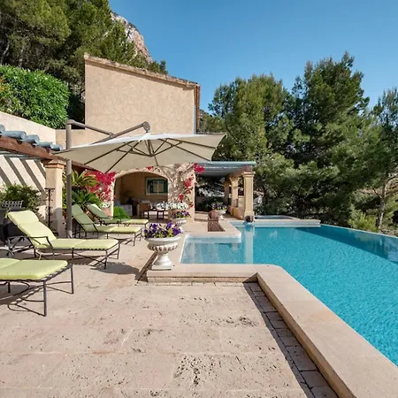 Stunning Hilltop Villa With Infinity Pool And Perfect Views * San Sebastian