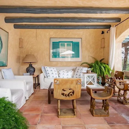 Apartment Stunning Hilltop Villa With Infinity Pool And Perfect Views *