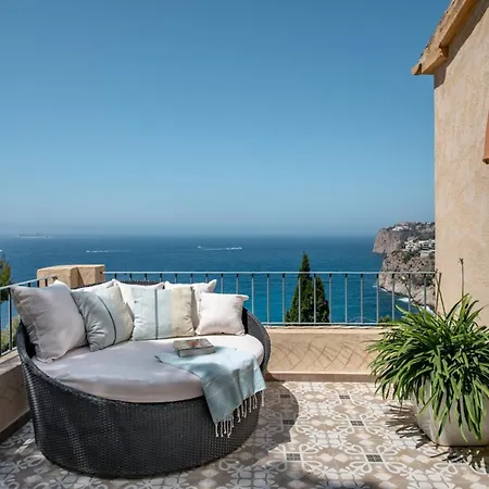 Stunning Hilltop Villa With Infinity Pool And Perfect Views San Sebastian