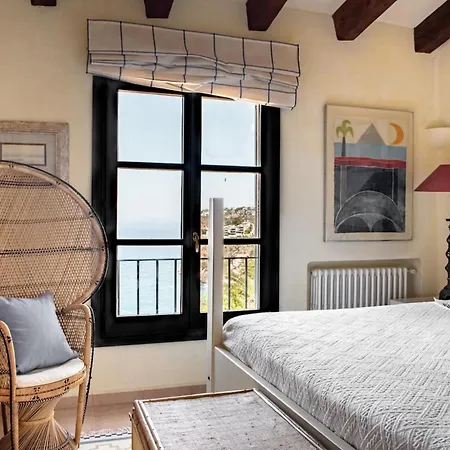 Apartment Stunning Hilltop Villa With Infinity Pool And Perfect Views *